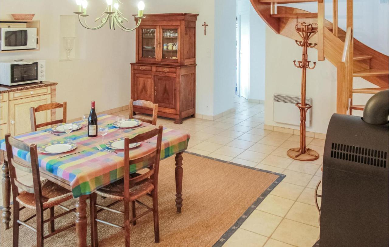 Lovely Home In Cadouarn With Wifi Sene Luaran gambar